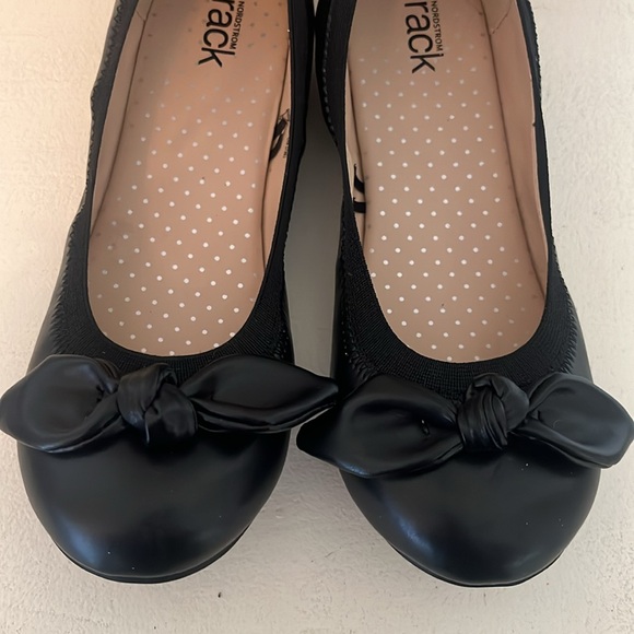 Nordstrom Rack Ballet flats - Picture 5 of 5